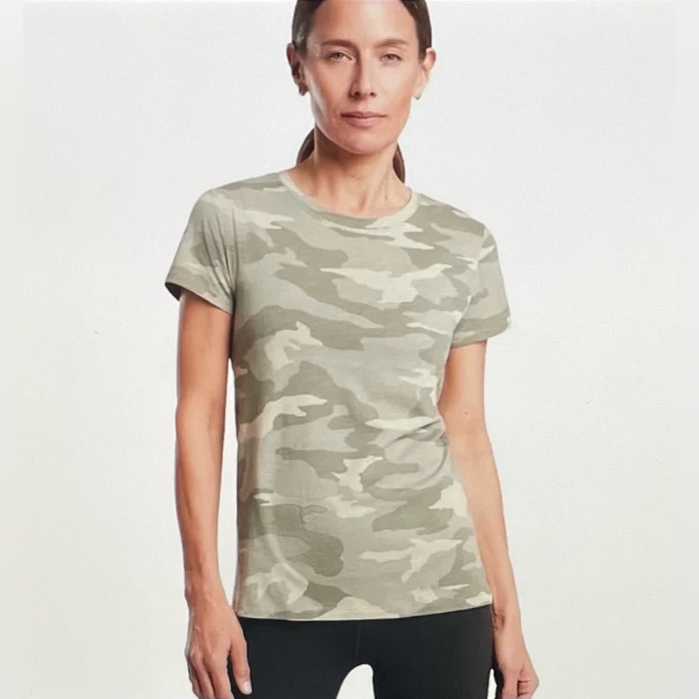 NWOT Athleta Organic Camo T Green Size X Small